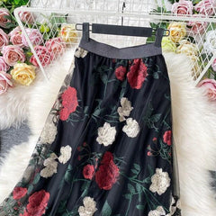 Floral embroidered Skirt - Label Frenesi Fashion