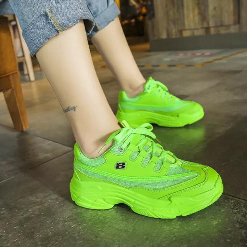 Neon Sneakers - Label Frenesi Fashion